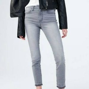 Grey skinny jeans/jeggings